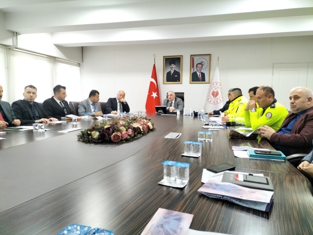 Kış mevsimi trafik tedbirleri görüşüldü...