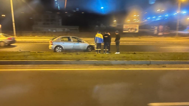 Aşırı hız yaptı refuje çıkarak durabildi...