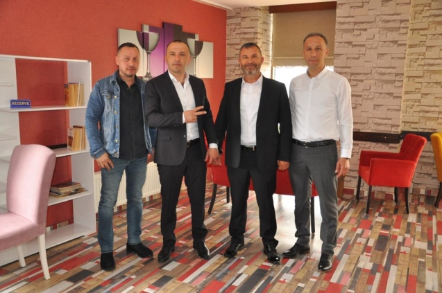 Veda için bir araya geldiler…