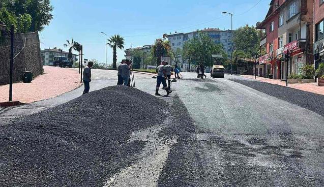 Meydanbaşı'nda asfalt çalışmaları tamamlandı...