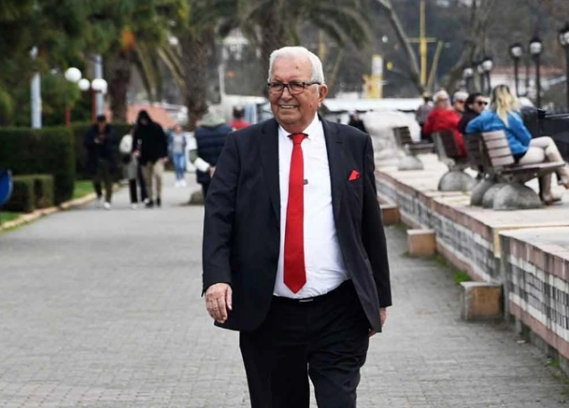 Halil Posbıyık, yeniden belediye başkanı seçildi...