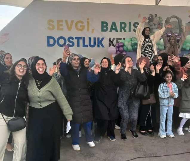 Eliz bebek için balon uçurdular…