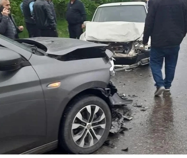 Alaplı'da kaza... 2 kişi yaralandı...