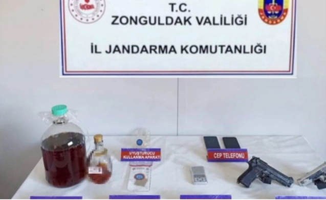 Uyuşturucu madde ve silah ele geçirildi...