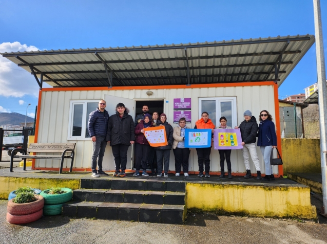 ÖĞRENCİLER, ATIK GETİRME MERKEZİ’Nİ ZİYARET ETTİLER