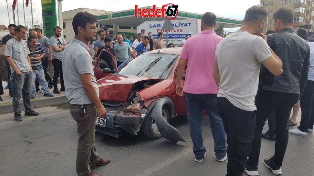 3 aracın karıştığı kazada 3 kişi yaralandı...