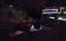 Kamyonet ile TIR çarpıştı: 3 yaralı…