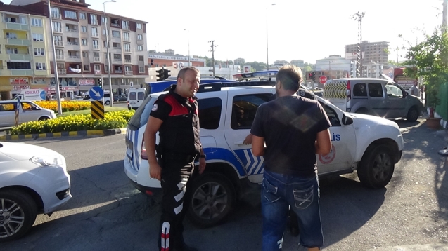Soluğu karakolda aldı!..
